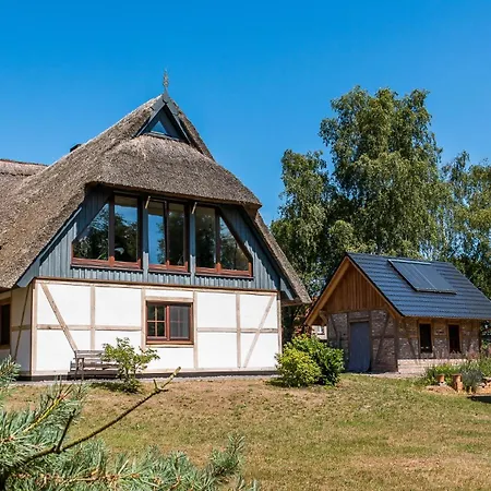 Haus Schilfkante - 1 Apartment Wieck